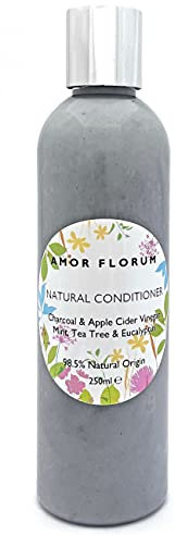 98,5% Natürliches SPÜLUNG - KOKOSNUSS, HOLZKOHLE, APFELESSIG, MINZE, TEEBAUM & EUKALYPTUS - 250ml von AMOR FLORUM. Sulfatfrei, Parabenfrei. Konzentriert, sanft. pH 5,5 Ausgewogen.