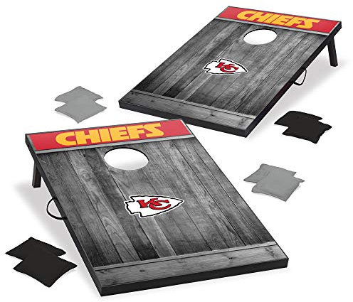 Wild Sports NFL-Cornhole-Set aus MDF-Holz – graues Holz-Design – praktische Tragegriffe und 8 Premium-Sitzsäcke – ideal für Heckklappenpartys