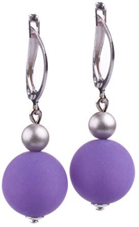 Ohrring Mara, leichte Klappbrisur mit einer Polaris- und einer metallic lackierten Acrylperle in vielen attraktiven Farben, handgefertigt von Adi-Modeschmuck in Berlin (Lila)