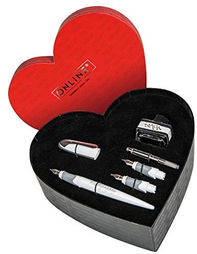 Online Juego de caligrafía 10034 en caja de corazón, pluma de caligrafía en 3 grosores de trazo 0,8/1,4/1,8 mm, convertidor, vaso de tinta, negro, set de regalo para los fans de la caligrafía