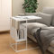 Makastle Table d’Appoint, Style Moderne, Table de Lit avec Porte-Revues, Bout de Canapé en Forme de C, Montage Facile, Blanc 55x36x59,5 cm Bois d'ingénierie