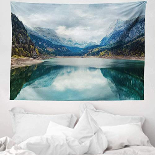 ABAKUHAUS Landschaft Wandteppich, Alpensee mit dramatischem Himmel Wald und Berge Reise Kunst, aus Weiches Mikrofaser Stoff Wand Dekoration Für Schlafzimmer, 150 x 110 cm, Blau Grün Grau