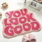 DyeFury You Look Good Badematte, niedlicher Badezimmerteppich für Mädchen, lustiger, flippiger Teppich, Schlafzimmer, rosa, adrett, Badezimmer-Dekor, Hallo schön, wunderschöne Badteppiche für Kinder