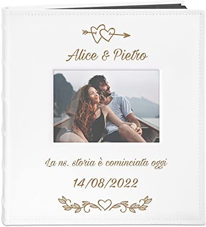 Maverton Album Foto Personalizzato ad Incisione Laser - Copertina in Pelle Sintetica con Finestra - 60 pagine nere - 240 foto 10x15 cm - idee regalo per anniversario, matrimonio - Cuori