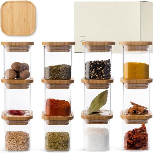KIVY Stapelbare Gewürzgläser eckig [12x 150ml] - Luftdichte Gewürzgläser Holzdeckel - Gewürzdosen set - Gewürzstreuer - Spice jars - Gewürzbehälter - Kleine Vorratsgläser mit Deckel Bambus