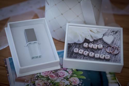 Kristall USB-Stick mit Box. Hochzeitsmotiv – Edles Design mit Gravur Wedding. Hochzeitdesign, ideal als Hochzeitsgeschenk oder für Erinnerungsfotos. USB 3.0 (Box Weiss, 64GB)
