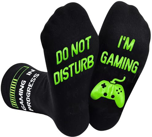 UEOTO Funny Socks, DO NOT DISTURB I'M GAMING Socks with Grips Gamer Gifts for Men Who Have Everything, Gaming Socks Novelty Gifts for Teenage Boys Men 9-12 uk Christmas Birthday Gifts