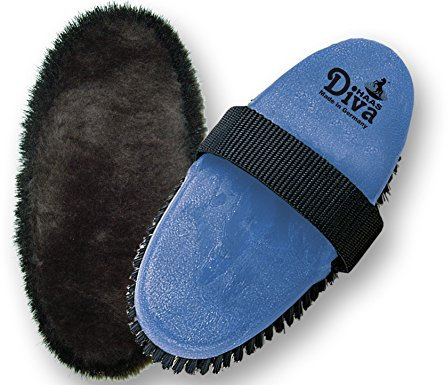 Kardätsche HAAS DIVA mit Mattes Lammfell blau Größe 200x85