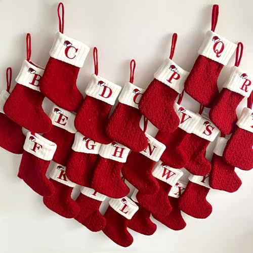 Drawelry Weihnachtsstrümpfe Hängende Ornamente mit 26 Buchstaben Wolle Gestrickt Weihnachtsmann Süßigkeitentüten Dekoration Nikolausstiefel Weihnachts Baum Deko Schmuck Mütze Xmas Geschenke (Stil 1)
