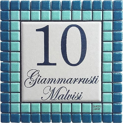 GUIZZO Creart - Numero Civico Esterno Personalizzato in Ceramica, Targhetta Personalizzata Via/Nomi con Cornice Mosaico, Targhetta Porta Ingresso Personalizzata Made in Italy, 14x14H cm, Verdi/Panna