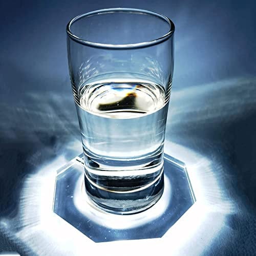 LED Untersetzer für Getränke,KINGCOO Acryl Wiederaufladbare Flasche Leuchte Untersetzer Trinkflasche Luminous Glas Matte Getränkehalter für Cocktail Party Hochzeit Verlobung Weihnachten(Oktagon/weiß)