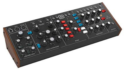 Behringer MODEL D Auténtico sintetizador analógico con 3 VCO, filtro de escalera, LFO y formato Eurorack