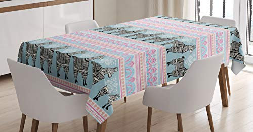 ABAKUHAUS Lama Tischdecke, Patterned Alpaka, Schmutzabweisend Pflegeleicht Waschbar Druck Mit Klaren Farben ohne Verblassen, 140 x 200 cm, Rosa Aqua