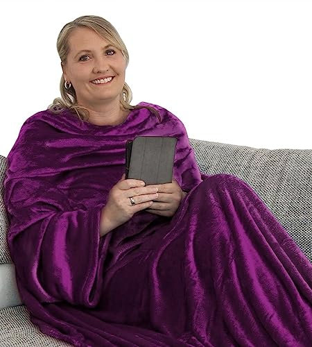 L.E.M.B. Hometrends Kuscheldecke mit Ärmeln TV Decke Sofadecke Ärmeldecke Wohndecke Fleecedecke Mikrofaser Strokkur 150 x 180 cm vsb-Beere