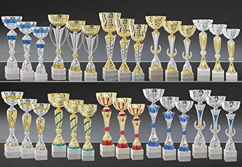 Pokal Set bestehend aus 30 Pokalen