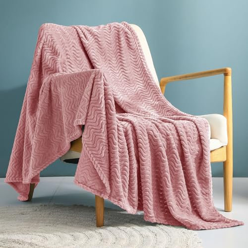 Exclusivo Mezcla Fleece Throw Blanket for Couch Bed, 127x178 CM Super Soft Cozy Blankets with Decorative Wave Textured, Lightweight Plush All Season Use, Dusty Pink