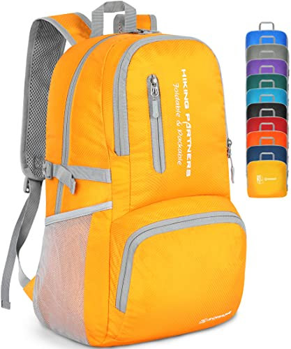 ZOMAKE Leichter, verstaubarer Rucksack, 35 l, leicht, faltbar, Wanderrucksäcke, wasserabweisend, zusammenklappbar, Tagesrucksack für Reisen (gelb neu)