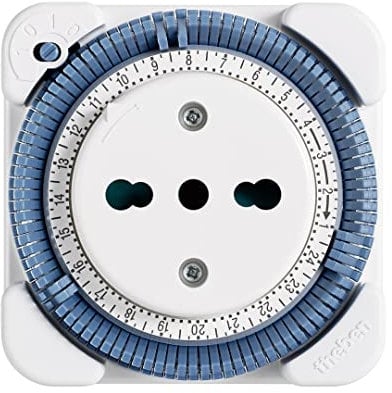 Theben 0260061 timer 26 - Interruttore orario analogico, timer da presa analogico, versione italiana, programma giornaliero, 400 W LED, per acquari, terrari, lampade da terra, safety-plus