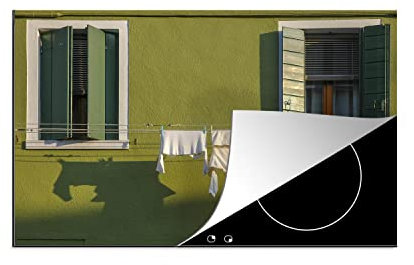 MuchoWow Herdabdeckplatte Ceranfeld Spritzschutz Küche Grüne Fensterläden mit Wäscheleine an der Wand 81.2x52 cm Induktionsherd Abdeckung Induktionskochfeld Ceranfeldabdeckung