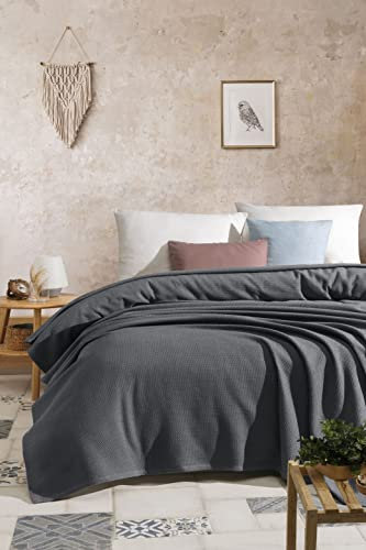 BOHORIA® Tagesdecke in Wabenoptik Honeycomb extra groß 220 x 225cm | 100% Baumwolle | Oeko-Tex® | Überwurf für Sofa, Sessel & Bett | Sofadecke Wolldecke Wohndecke (Obsidian, 220 x 225 cm)