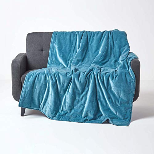 HOMESCAPES Luxury Blue Velvet Throw Super Soft Thick Cotton Velvet Blanket with Handwoven Embroidered Dots and Thick Quilting Reversible Bedspread Cosy and Warm Bed or Sofa Throw, 125 x 150 cm