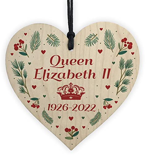 Red Ocean Memorial Sign For Queen Elizabeth II Wooden Heart In Memory Plaque Christmas Bauble