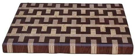 Tagliere in legno realizzato a mano