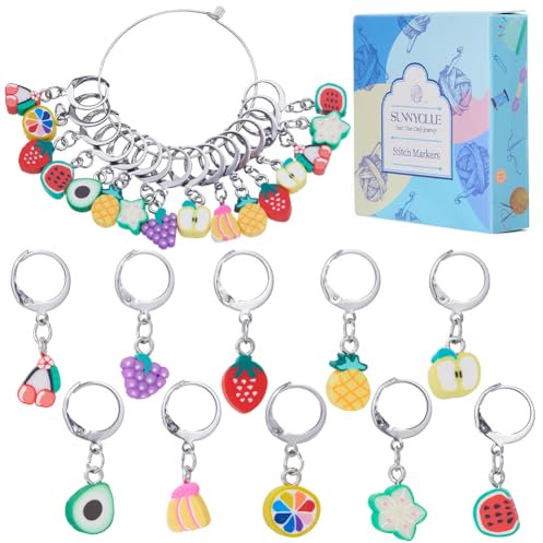 SUNNYCLUE 1 Box 40 Stück Maschenmarkierer Verriegelbare Häkelmarker Stricken Obst Polymer Tonperlen Niedliche Abnehmbare Clip On Charm Bügelverschlüsse Häkelstichmarker Für Garne Stricken Häkeln Nähe