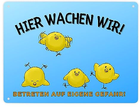Küken Metallschild XL in 21x28 cm mit Spruch Hier wachen wir! Betreten auf eigene Gefahr für Hühnerhalter und Bauern Hühnerhaltung Hühnerhaus Blechschild Selbstversorger Bauernhof