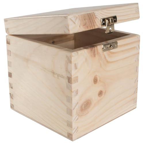 WooDeeDoo Square Wooden Keepsake Box with Clasp and Hinged Lid – 13 x 13 x 13.5 cm – Natural Pine Cube Storage for DIY Crafts Personalised Gifts Jewellery Trinkets Creative Decoration Memory Projects