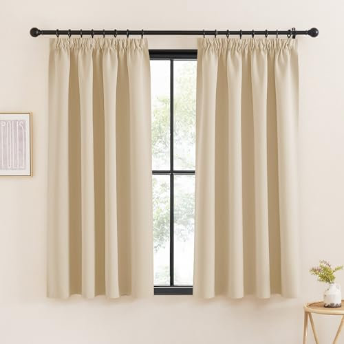 KGORGE Verdunkelungsvorhang für Schienensystem Gardienen mit Kräuselband 2-Set Thermovorhang Hitzeschutz 145 x 140 cm(HxB) Vorhang Blickdicht Kurz Schlafzimmer, Biscotti Beige
