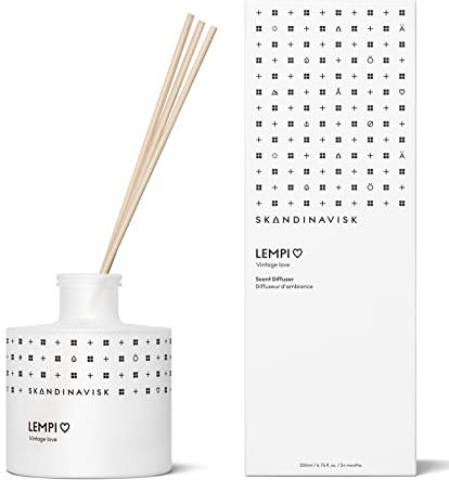 Skandinavisk LEMPI 'Love' Scent Diffuser with 8 Reeds. Fragrance Notes: Peony and Rose, Strawberries and Mosses. 200 ml