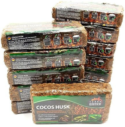 Cocos Husk Brick ca. 500g - grob, gepresster Humusziegel als Terrarienboden für Reptilien und Amphibien, 1 Ziegel ergibt ca. 7 Liter lockeres Substrat (12 Stück - 84 Liter)
