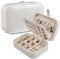 Dajasan Reise Schmuckkästchen, Klein Schmuckaufbewahrung, Schmuckschatulle Damen Mädchen, Leder Schmuckbox, Schmuck Geschenk Box für Frauen, Mädchen, Mutter, Oma (Beige)