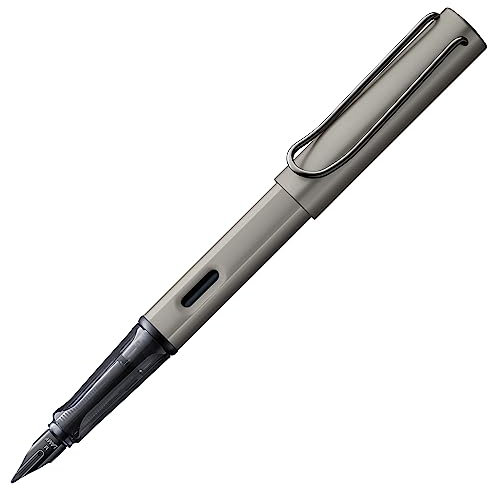 LAMY Lx edler Füllhalter 057 aus leichtem Aluminium in der Farbe ruthenium mit Edelmetallveredelung und schwarz glänzender PVD Stahlfeder, inkl. Tintenpatrone Lamy T 10 in blau und Geschenkverpackung