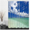 Duschvorhang Motiv Meer, Duschvorhang Waschbar aus Stoff Weiß Blau Grün Sonniger Tag Klares Wasser 150x180 Polyester Badezimmer Deko
