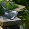 Gargouille solaire avec pompe - Figurine de bassin avec pompe solaire et jeu d'eau - Décoration de jardin en polyrésine aspect bronze - Fontaine solaire pour étang de jardin et cours d'eau (poisson