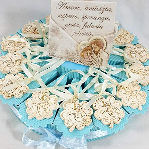 Torta con Quadrifoglio appendino con fonte battesimale + centrale Dolcicose lettera Sacra Famiglia (Torta da 20 fette, Machietto)
