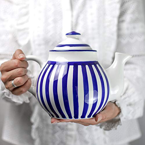 City to Cottage® Teiera Grande con Coperchio e Manico da 1,7l|4-6 Tazze di tè o tisana | Realizzata e Dipinta a Mano in Ceramica | Fantasia a Righe Blu Scuro