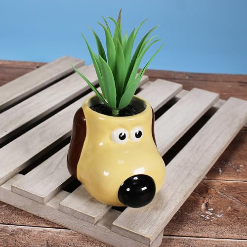 Half Moon Bay Aardman Plant Pot Shaped-Wallace (Gromit), Ceramic, 8 (h) x 10.2 (w) x 12.5 (d) cm