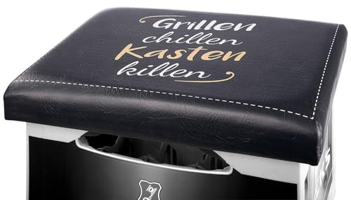 Outdoor Hocker Bierkiste, Sitzaufsatz Modell: GRILLEN CHILLEN KASTEN KILLEN, Material Kunstleder, Maße 42 x 30 x 5 cm, Farbe schwarz, ideal für Garten, Bar, Cafe, oder einfach Zuhause.