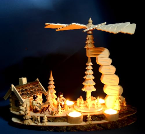 Kunststube Marienberg - Große Teelicht - Pyramide geschnitzt - Waldmotiv auf doppelter Baumscheibe - Felsenpyramide mit Räucherhaus - Handarbeit aus dem Erzgebirge