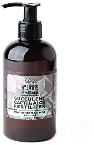 Cute Farms Sukkulenten, Kaktien, Aloe-Dünger, sanfte monatliche Verwendung, Formel für Pflanzennahrung 8 oz. Bottle