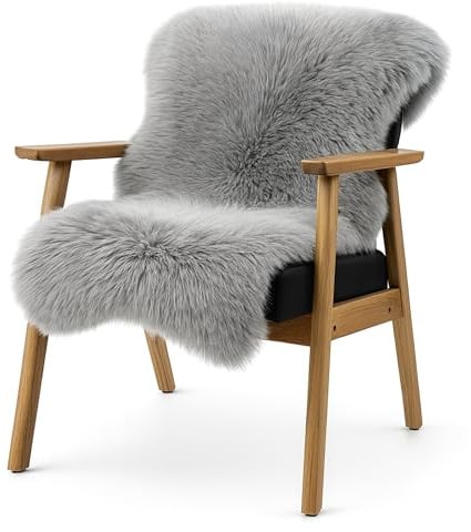 KARAT Lammfell echt - Grey Flauschige Stuhlkissen Schaffell Deko Teppich für Wohzimmer & Kinderzimmer, Sitzauflage, Dekofell, mit Lederrücken 90x60 cm (Audrey)