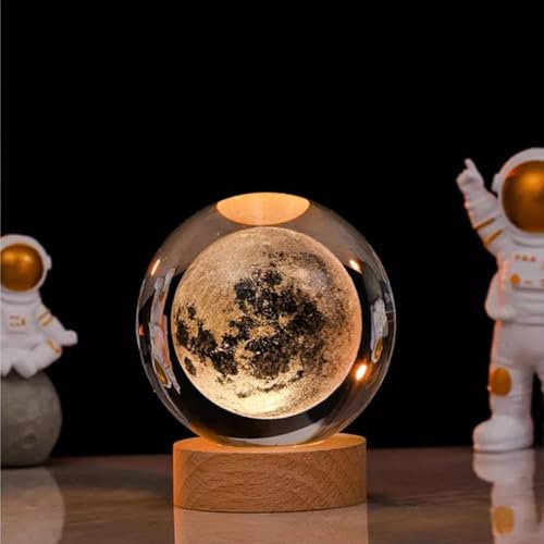ZVO 3D Kristallkugel Nachtlicht, 3D Planeten LED Lampe, Nachtszene Astronomie LED Ball Lampe mit Holzsockel, USB Sonnensystem Planet Glaskugel für Geburtstag Kinder Weihnachten Deko(6cm Mond)
