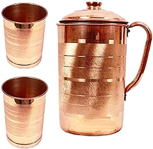 USA Deals 365 - Jarra de cobre puro Ayurveda tradicional con tapa a juego y 2 vasos a juego, jarra de cobre puro con 2 vasos de cobre para almacenar y beber agua (capacidad de 2 litros)