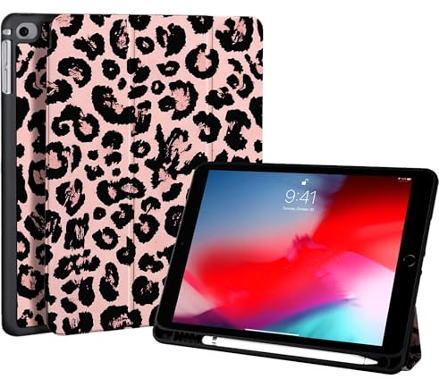 Fycyko Coque pour iPad 9,7 Pouces, étui pour iPad 6e/5e génération 2018/2017 avec Porte-Stylo, Design léopard Rose, étui Folio Mince Intelligent avec Support pour Tablette iPad 9,7