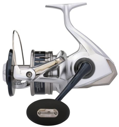 SHIMANO Spinnrolle Saragosa SW A 25.000 – 960 g – R.4.4:1 – hinten 113 cm – Bk.20 kg – SRG25000SWA