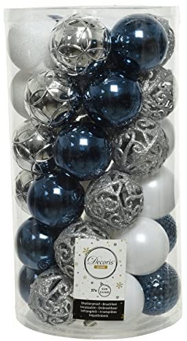 dekorativer bruchfester Kugelmix als 37er Set Weihnachtskugeln Baumkugeln bruchfest für innen und außen Durchmesser 6 cm in verschiedenen Oberflächen und Mustern (blau Silber weiß)