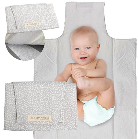 MIMUSELINA Wickelunterlage Unterwegs für Babys | Leicht und Wasserfest | Außen 100% Baumwolle, Innen Waschbar und BPA-frei | Faltbar mit praktischem Verschluss